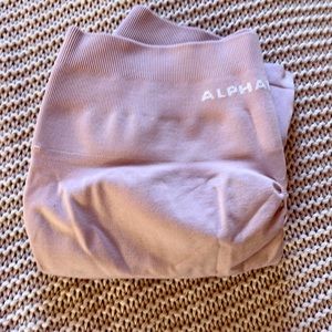 Alphalete amplify shorts